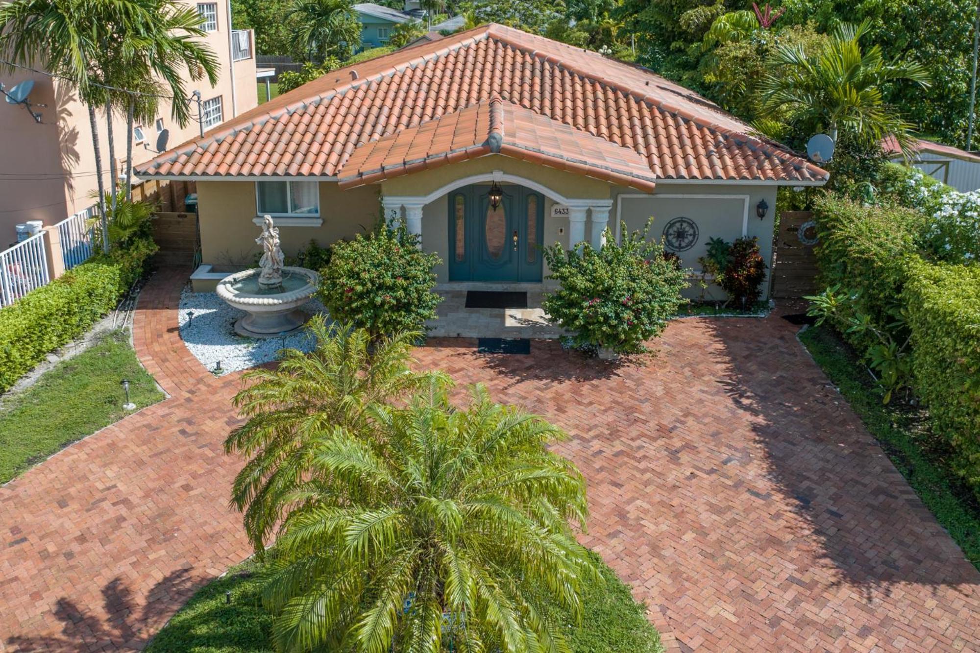 House - Heated Pool - Family Vacation Casa de férias Miami
